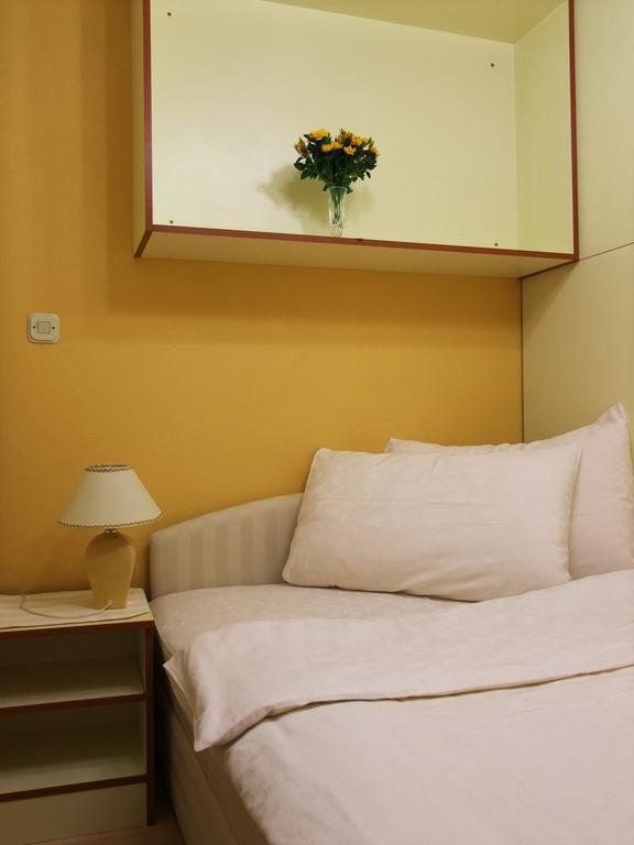 Bed & Breakfast Vila Stanisic Pozega Phòng bức ảnh