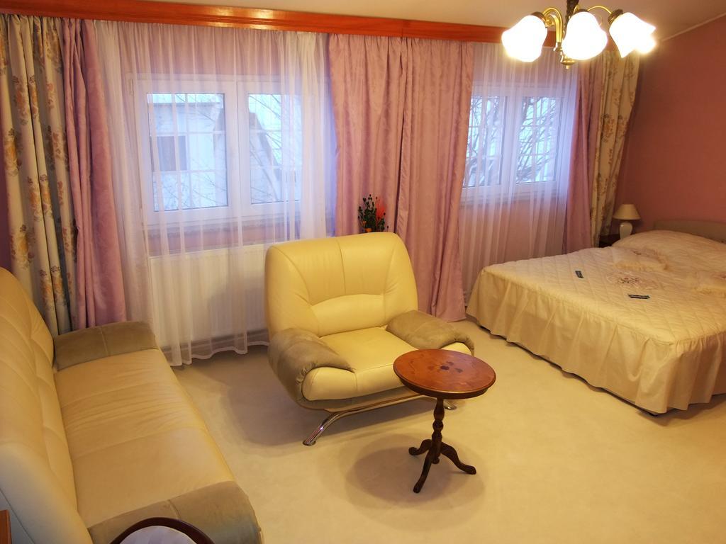 Bed & Breakfast Vila Stanisic Pozega Phòng bức ảnh