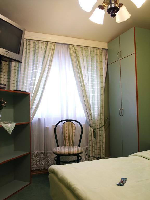 Bed & Breakfast Vila Stanisic Pozega Phòng bức ảnh